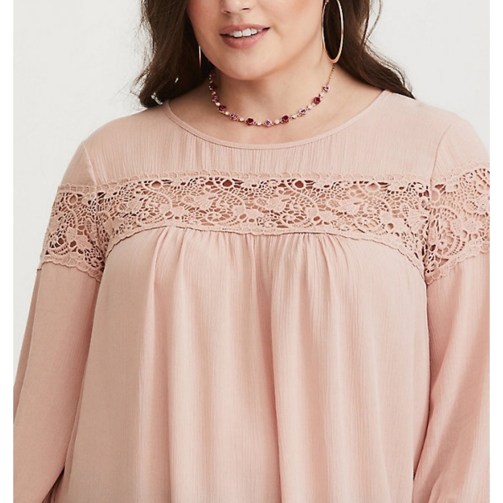 DONATING 1/20/25 Torrid Pink Gauze Lace Inset Blouse - Picture 4 of 7